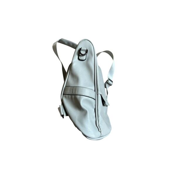 Cheruty Vegan Gray Leather Backpack/Purse Adjustable Straps 2 Zipper Pockets - Picture 7 of 8
